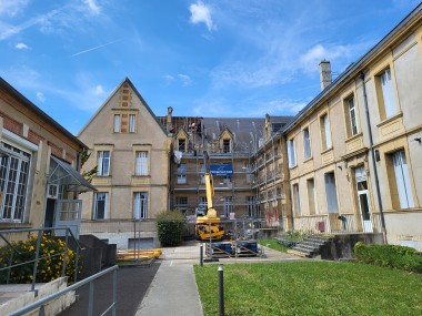 Rénovation toiture campus numérique 47 par Archi Conseil