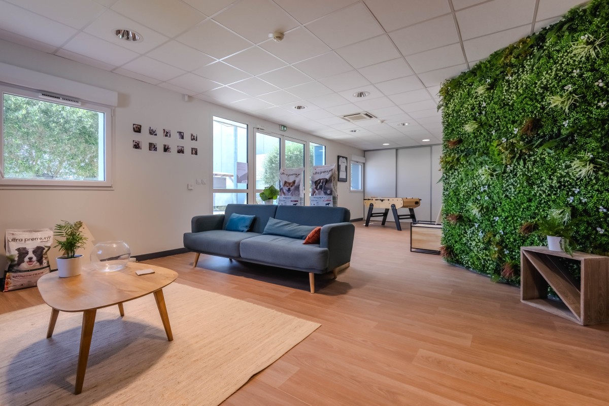 Boutique et bureaux ULTRA PREMIUM par ARCHI CONSEIL