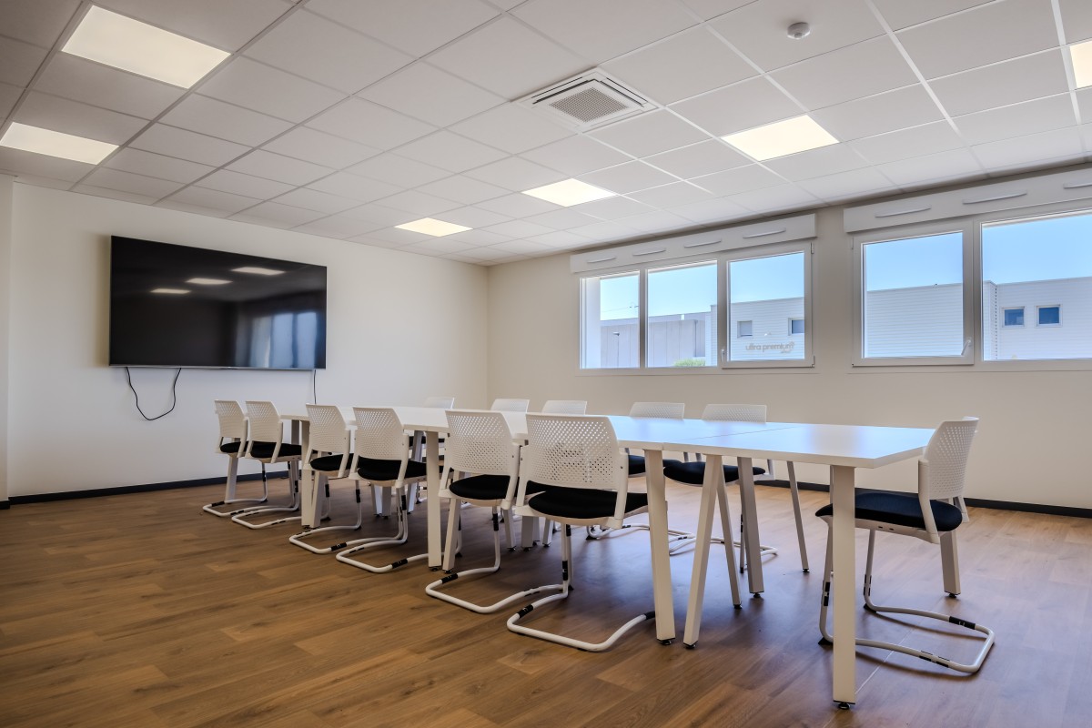 Boutique et bureaux ULTRA PREMIUM par ARCHI CONSEIL