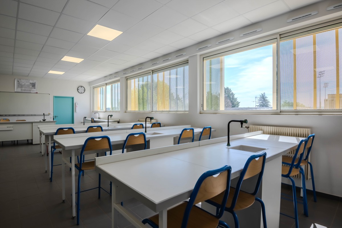 Collège Paul DANGLA par ARCHI CONSEIL